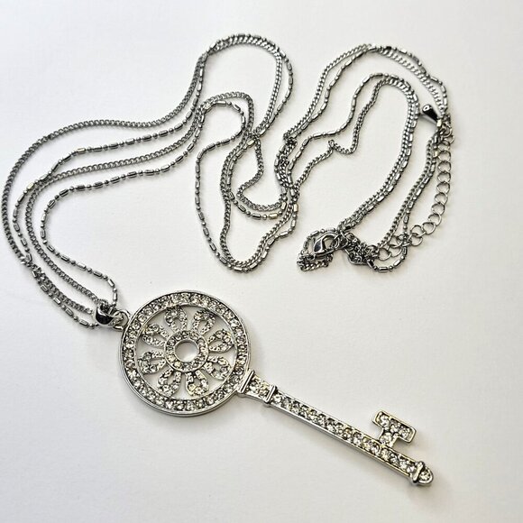 Silver tone Key Pendant Necklace - Picture 2 of 10